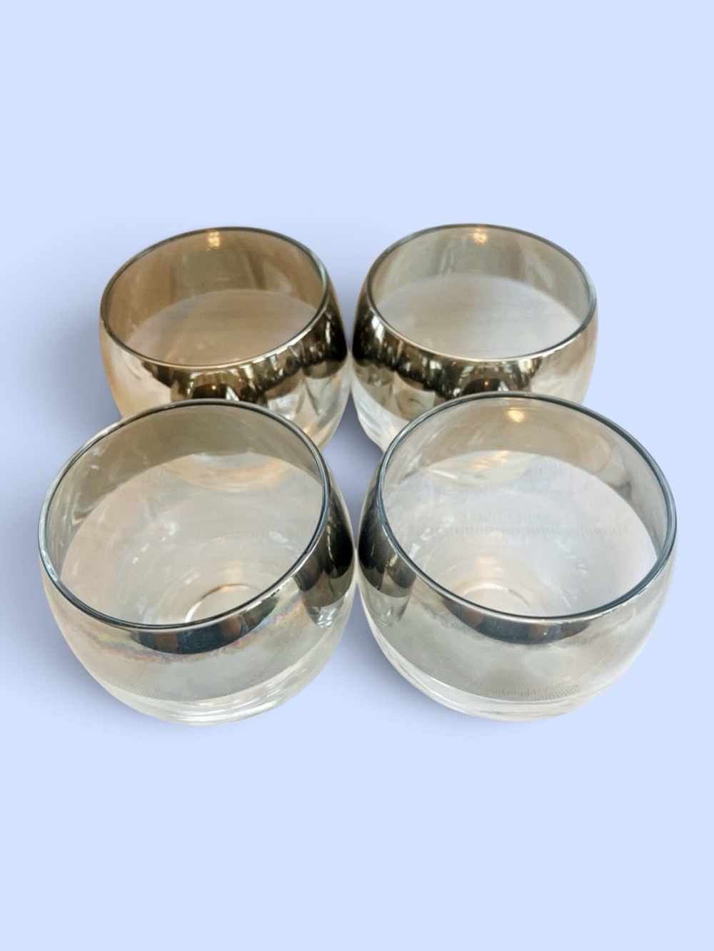 VTG Dorothy Thorpe Silver Overlay Roly Poly Cocktail Set Pitcher Four Glasses - Picture 2 of 8